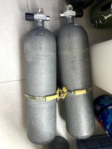 2x 12L Faber hot dipped 200bar flessen - sidemount beschikbaar voor biedingen