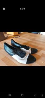 dansschoenen, Ophalen, Zo goed als nieuw