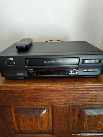  JVC HR-J240 videorecorder + afstandsbediening  beschikbaar voor biedingen