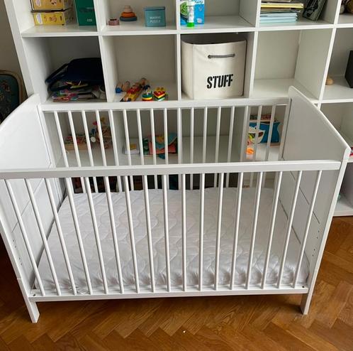 Baby crib bedding set, Kinderen en Baby's, Kinderkamer | Bedden, Nieuw, Minder dan 140 cm, Lattenbodem, Matras, Ophalen