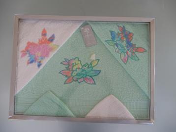 Handdoeken geschenkdoos NIEUW beschikbaar voor biedingen