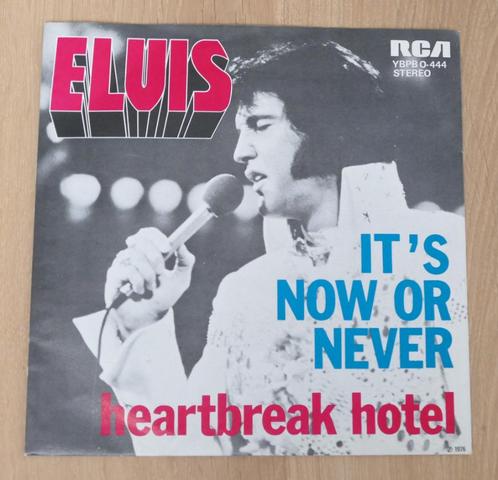 7"  Elvis* ‎– It's Now Or Never / Heartbreak Hotel, Cd's en Dvd's, Vinyl Singles, Zo goed als nieuw, Single, Rock en Metal, 7 inch