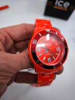 Ice Watch rouge jamais portée dans sa boîte, Bijoux, Sacs & Beauté, Montres | Femmes, Autres marques, Enlèvement ou Envoi, Neuf