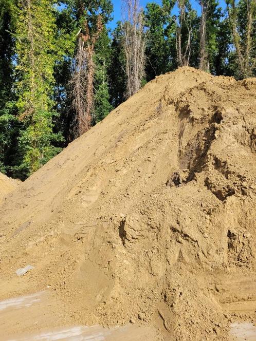Gratis zavel / vulgrond beschikbaar, Dieren en Toebehoren, Stalling en Weidegang