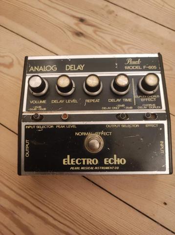 Pearl Analog Delay  beschikbaar voor biedingen