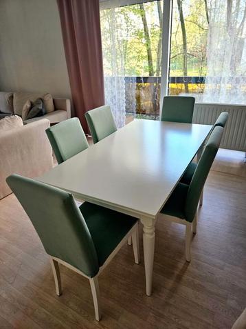 Ikea Ingatorp Table en bois massif + 6 chaises beschikbaar voor biedingen