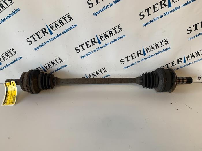 Arbre de transmission arrière gauche d'un Mercedes C-Klasse, Autos : Pièces & Accessoires, Freins & Transmission, Mercedes-Benz