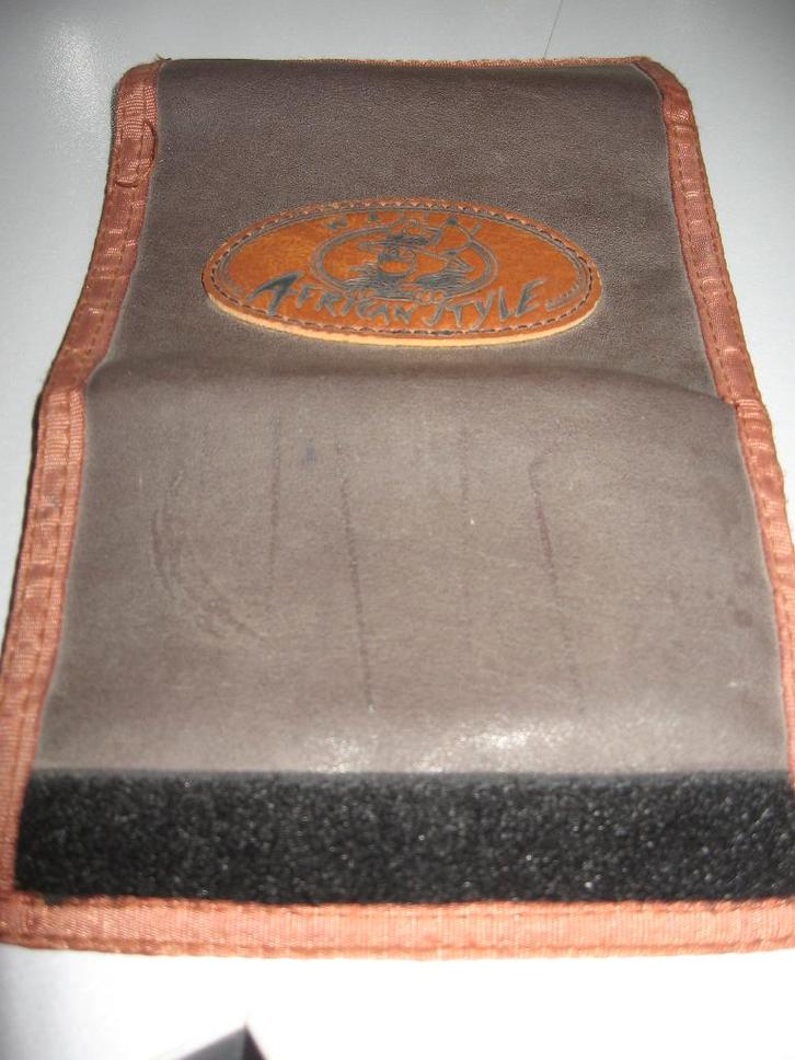 Portefeuille homme "African Style" en cuir vegan, Bijoux, Sacs & Beauté, Porte-monnaie & Portefeuilles, Comme neuf, Brun, Cuir