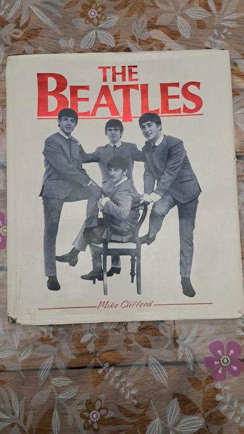 The Beatles groot mooi boek Mike Clifford, Boeken, Overige Boeken, Zo goed als nieuw, Ophalen of Verzenden
