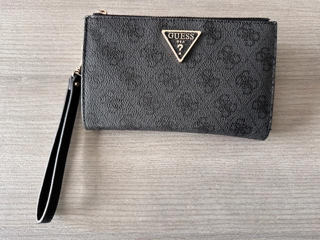 Portefeuille Guess grijs/zwart (nr1766a), Bijoux, Sacs & Beauté, Porte-monnaie & Portefeuilles, Comme neuf, Guess, Noir, Cuir