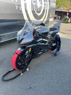 Yamaha YZF R6, 600 cm³, 4 cylindres, Particulier, Super Sport