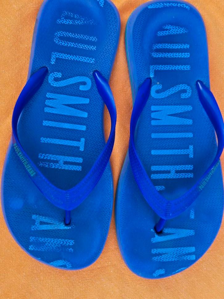 Paire de magnifiques chaussons de bain récents Paul Smith, Vêtements | Hommes, Vêtements de bain & Maillots de bain, Short de bain