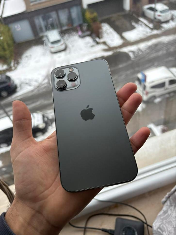 iPhone 12 Pro Max – 256 Go – Très bon état, Telecommunicatie, Mobiele telefoons | Hoesjes en Screenprotectors | Apple iPhone, Zo goed als nieuw