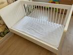 Babybedje 1,40m, Enlèvement, Comme neuf, Matelas