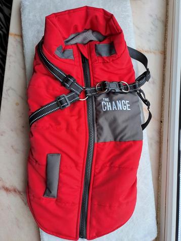 Warm waterdicht hondenjasje, felrood, maat XXL beschikbaar voor biedingen