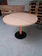 Houten ronde tafel met middenpoot, Ophalen, Gebruikt