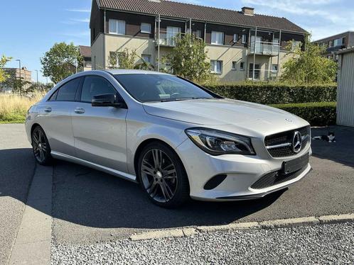 Mercedes-Benz CLA 200D 2017 avec attelage de remorque amovib, Autos, Mercedes-Benz, Entreprise, Série 200, Autres carburants, Autre carrosserie