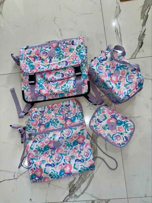 Kipling set (4 stuks), Handtassen en Accessoires, Tassen | Schooltassen, Zo goed als nieuw, Ophalen of Verzenden