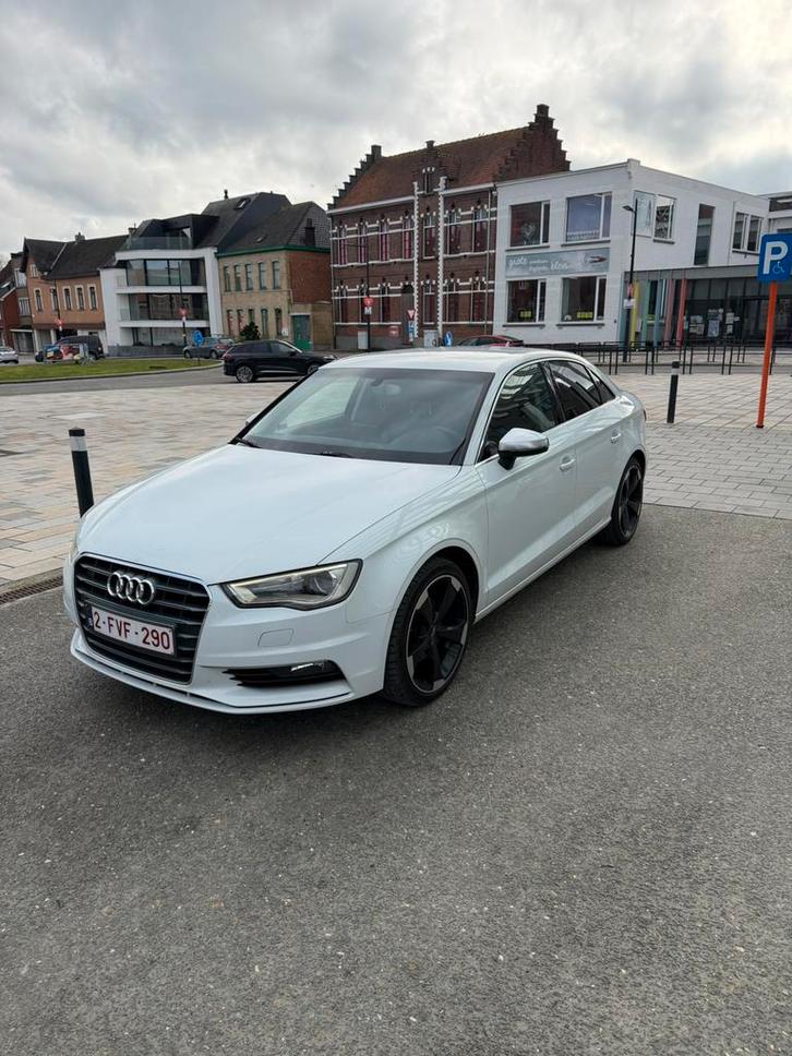 Audi a3 limousine in nette staat, Auto's, Audi, Particulier, A3, ABS, Adaptieve lichten, Adaptive Cruise Control, Airbags, Airconditioning