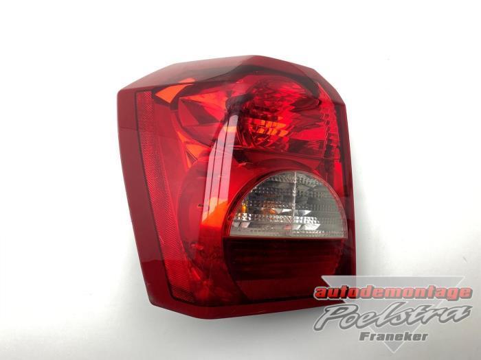 Achterlicht links van een Dodge Caliber, Auto-onderdelen, Verlichting, Dodge, Gebruikt, 3 maanden garantie, Ophalen of Verzenden