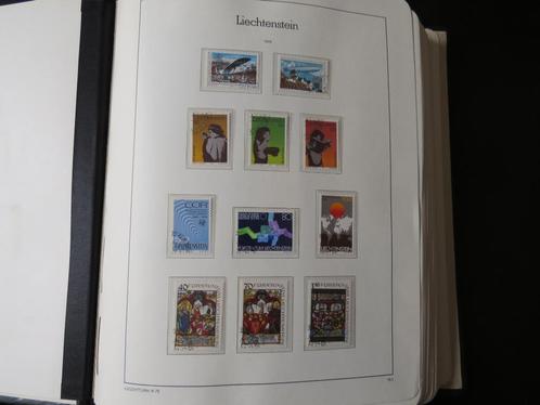 Postzegels album Liechtenstein van 1979 tot 1981 gestempeld, Postzegels en Munten, Postzegels | Volle albums en Verzamelingen