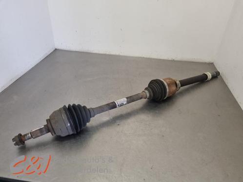 Aandrijfas rechts-voor van een Opel Vivaro, Auto-onderdelen, Remmen en Aandrijving, Opel, Gebruikt, 3 maanden garantie, Ophalen of Verzenden