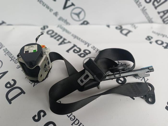 Gordelspanner rechts van een Mercedes Vito, Auto-onderdelen, Interieur en Bekleding, Mercedes-Benz, Gebruikt, 3 maanden garantie