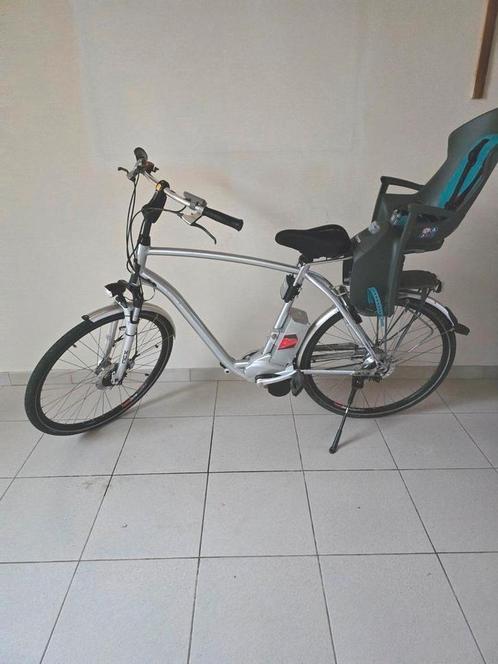 fiets PERFECT staat. 50km rijden met volle batterij, Fietsen en Brommers, Elektrische fietsen, Gebruikt, Overige merken, 59 cm of meer