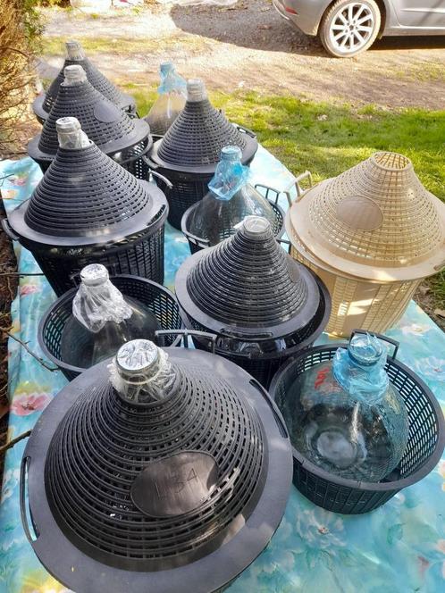 11 glazen torens, Huis en Inrichting, Keuken | Servies, Gebruikt, Kom(men), Overige stijlen, Glas, Ophalen