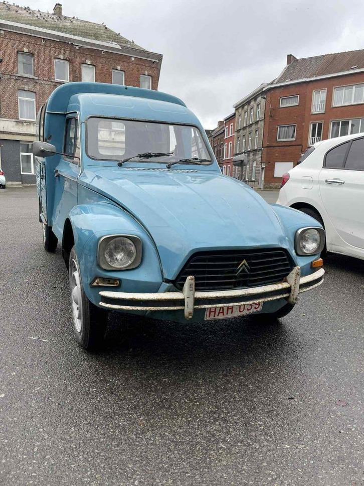 Citroen acadiane, Autos, Oldtimers & Ancêtres, Entreprise, Achat, Citroën, Essence, Autre carrosserie, 4 portes, Boîte manuelle