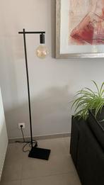 Vloerlamp, Ophalen, Zo goed als nieuw