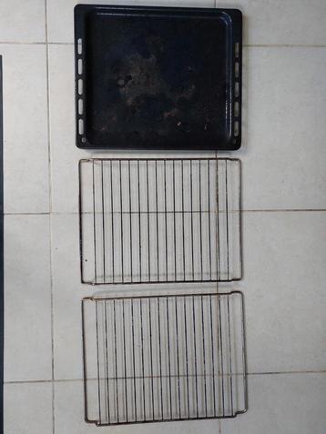 Ovenroosters 44,5x34 en ovenplaat 44,5x37,5 beschikbaar voor biedingen