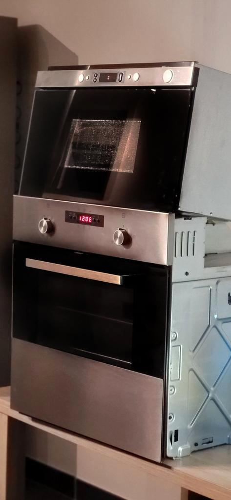 Oven, Elektronische apparatuur, Ovens, Zo goed als nieuw, Inbouw, Oven, Hete lucht, Microgolffunctie, Stoom, Draaiplateau, Ophalen