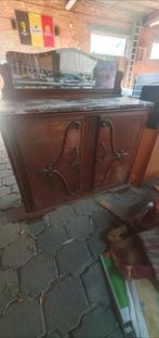 Oude antieke kast met spiegel en marmeren blad, Ophalen