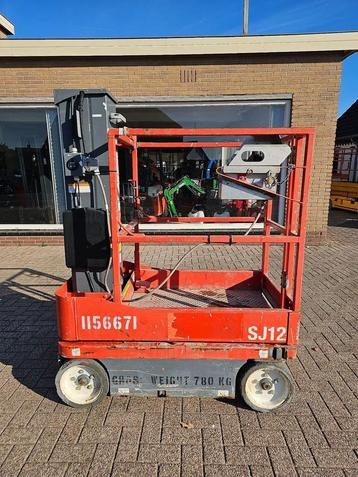 Skyjack Sj12 mast hoogwerker met boek schaarlift (bj 2015) beschikbaar voor biedingen