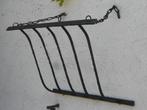 Ancien ratelier fer forgé avec chaînes.(fleurs,jardinière), Jardin & Terrasse, Décoration murale de jardin, Enlèvement ou Envoi