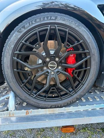 5x114.3 velgen 19” inch. ET 35 19x18.5j ** zonder schade ** beschikbaar voor biedingen