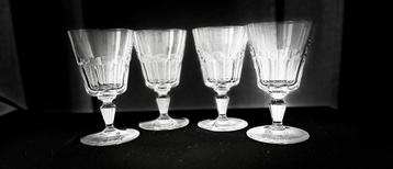Baccarat 4 glazen beschikbaar voor biedingen
