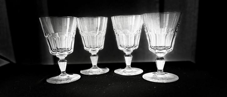 Baccarat 4 glazen, Antiek en Kunst, Antiek | Glaswerk en Kristal, Ophalen of Verzenden