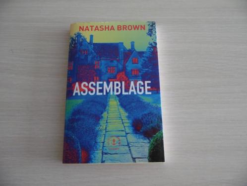 ASSEMBLAGE     NATASHA BROWN, Boeken, Romans, Zo goed als nieuw, Europa overig, Verzenden