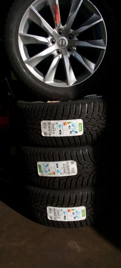 Original Volvo winterset velgen met Nieuwe banden, Auto diversen, Auto-accessoires, Ophalen