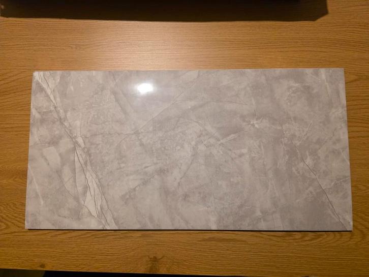 klevende tegels met marmermotief, Doe-het-zelf en Bouw, Tegels, Nieuw, Ophalen