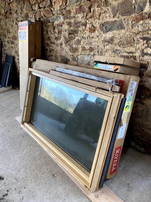 3 VELUX neufs : PK10 94x160cm, Doe-het-zelf en Bouw, Glas en Ramen, Nieuw, Overige typen, 160 cm of meer, 80 tot 120 cm, Dubbelglas