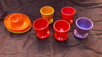 Eierdopjes vintage beschikbaar voor biedingen