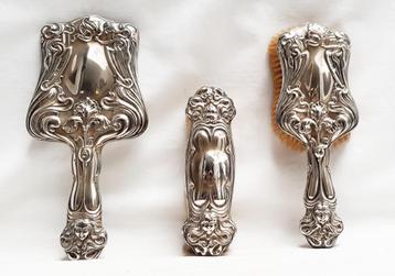 Art Nouveau Zilveren Toiletset - C & B - Birmingham. beschikbaar voor biedingen