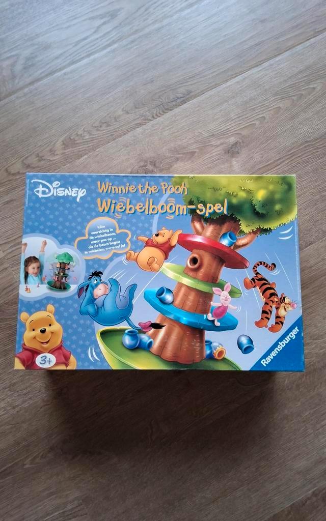 Winnie de poeh wiebelboom spel, Hobby en Vrije tijd, Gezelschapsspellen | Overige, Zo goed als nieuw, Een of twee spelers, Drie of vier spelers