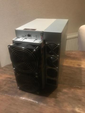 Bitmain Antminer S19 Pro 110TH - 3250W Bitcoin Crypto Miner beschikbaar voor biedingen