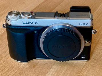 Panasonic Lumix GX7 beschikbaar voor biedingen