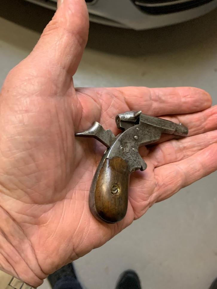 Zeldzaam flobert pistool uniek vestzakmodel, Antiek en Kunst, Antiek | Overige Antiek, Ophalen of Verzenden