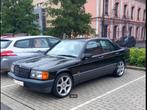 Mercedes 190 w201 oldtimer, 5 vit.,weinig km's, goede staat, Auto's, Mercedes-Benz, 4 deurs, Zwart, 4 cilinders, Zwart